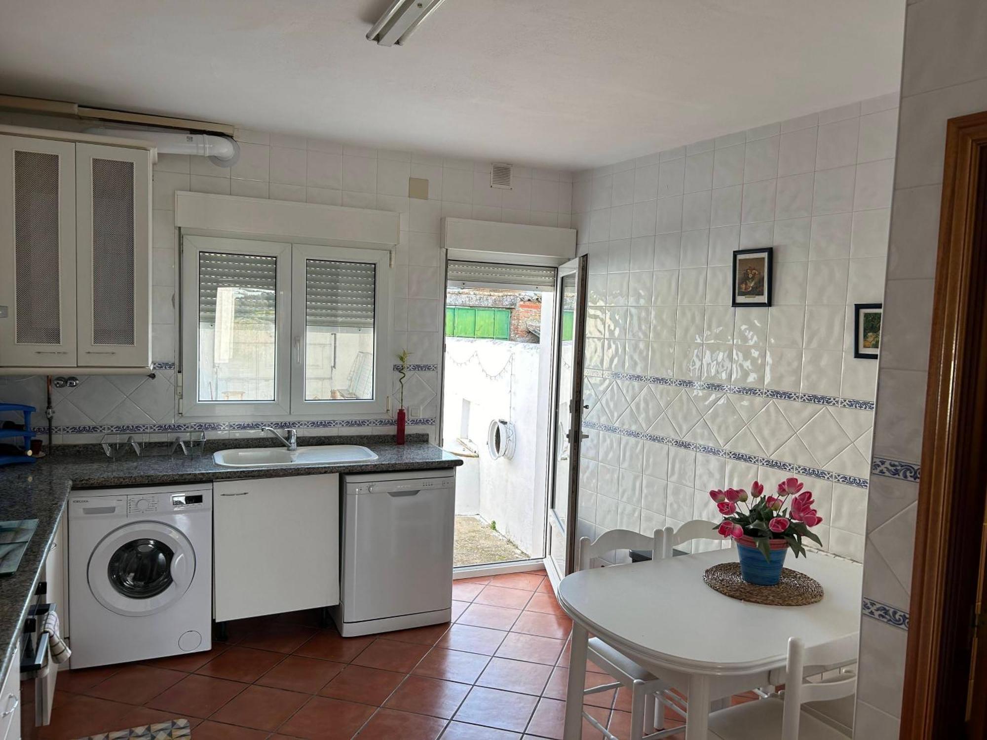 Casa Rural La Manzanilla Salvatierra de Santiago Экстерьер фото